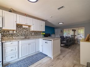 2950 NE 11th Ave, Pompano Beach FL 33064