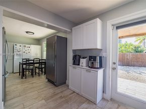 2950 NE 11th Ave, Pompano Beach FL 33064