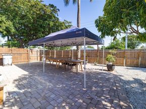 2950 NE 11th Ave, Pompano Beach FL 33064