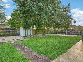 1110 NE 204th Ter, Miami FL 33179