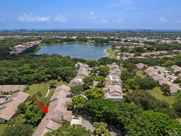 471 Ashwood Place, Boca Raton FL 33431