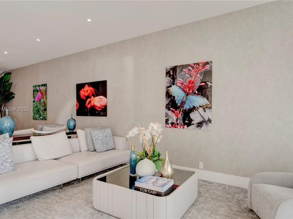 2301 S Ocean Dr 301, Hollywood FL 33019