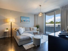 220 21st St 303, Miami Beach FL 33139