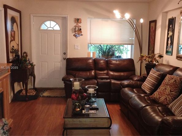 7312 NW 17th Ct, Miami FL 33147