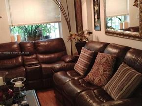 7312 NW 17th Ct, Miami FL 33147