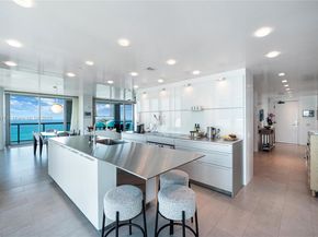 6799 Collins Ave LPH01 & 02, Miami Beach FL 33141