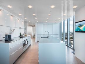6799 Collins Ave LPH01 & 02, Miami Beach FL 33141