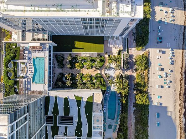 6799 Collins Ave LPH01 & 02, Miami Beach FL 33141