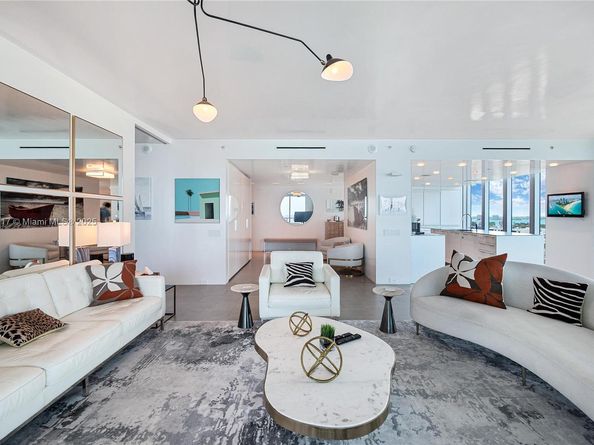 6799 Collins Ave LPH01 & 02, Miami Beach FL 33141