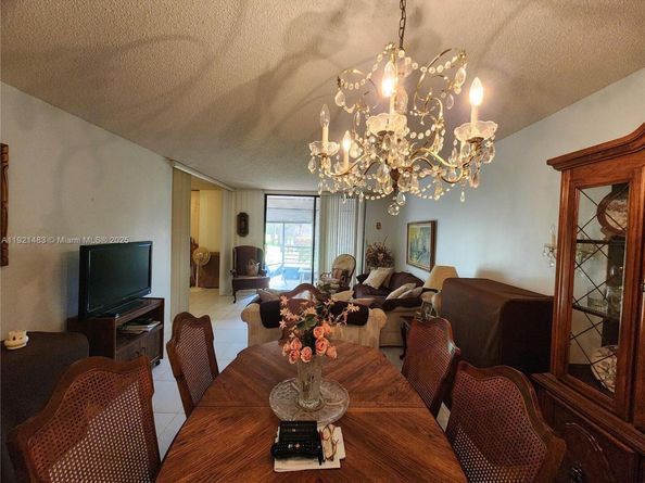 900 Colony Point Cir 107, Pembroke Pines FL 33026