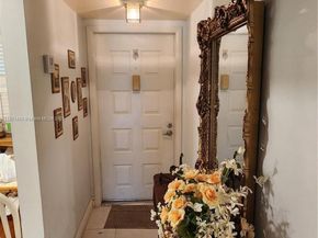 900 Colony Point Cir 107, Pembroke Pines FL 33026