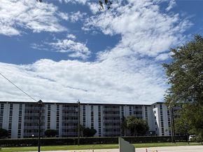 16851 NE 23rd Ave A308, North Miami Beach FL 33160
