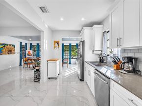 2560 SW 19th Ter, Miami FL 33145