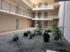 5505 NW 7th St W117, Miami FL 33126