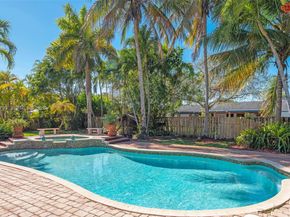 16564 SW 153rd Ct, Miami FL 33187