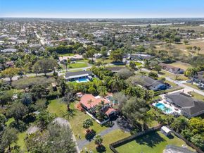 16564 SW 153rd Ct, Miami FL 33187