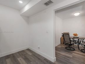 1501 NW 90th Way 1501, Pembroke Pines FL 33024