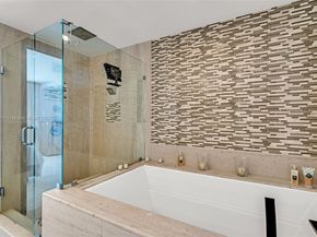 5875 Collins Ave 1704, Miami Beach FL 33140