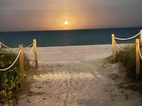 5875 Collins Ave 1704, Miami Beach FL 33140