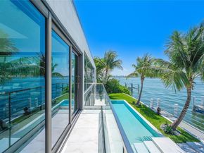 7960 Biscayne Point Cir, Miami Beach FL 33141