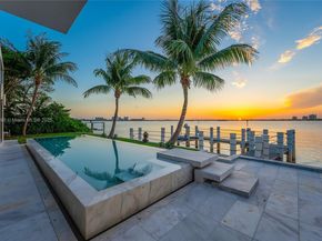 7960 Biscayne Point Cir, Miami Beach FL 33141