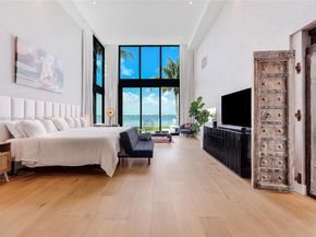 7960 Biscayne Point Cir, Miami Beach FL 33141
