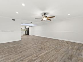 281 Jacaranda Dr 13, Plantation FL 33324