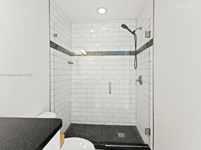281 Jacaranda Dr 13, Plantation FL 33324