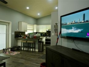 14931 SW 168th Ter, Miami FL 33187