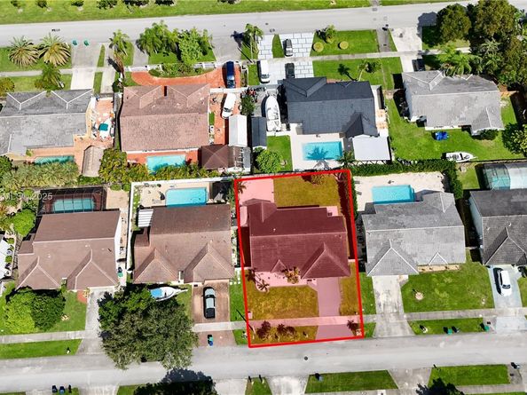 14931 SW 168th Ter, Miami FL 33187