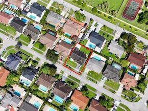 14931 SW 168th Ter, Miami FL 33187