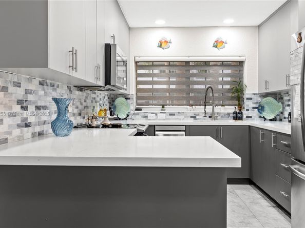 3464 NW 99th Way 3464, Coral Springs FL 33065