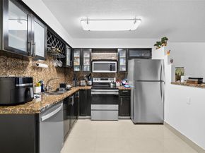 4011 N Meridian Ave 38, Miami Beach FL 33140