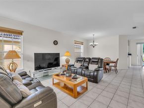 5323 NW 125th Ave, Coral Springs FL 33076