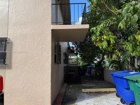 3314 NW 8th Ave, Miami FL 33127