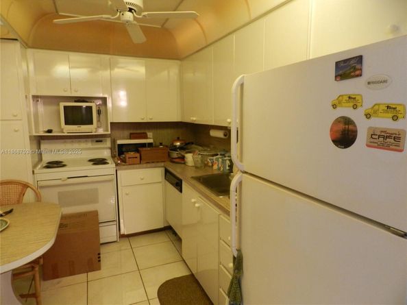 1200 Saint Charles Pl 509, Pembroke Pines FL 33026