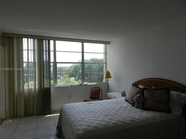 1200 Saint Charles Pl 509, Pembroke Pines FL 33026