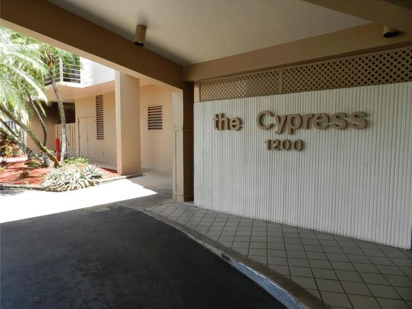 1200 Saint Charles Pl 509, Pembroke Pines FL 33026