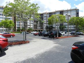 1200 Saint Charles Pl 509, Pembroke Pines FL 33026