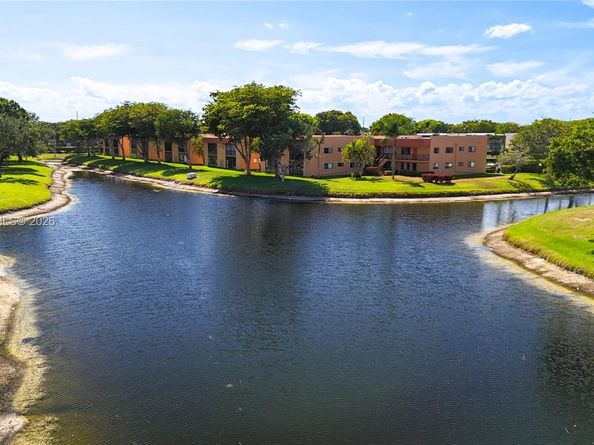 15451 Pembridge Dr 214, Delray Beach FL 33484