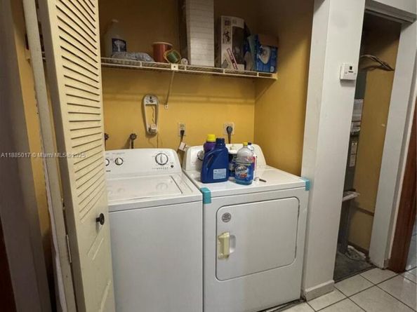 19375 SW 123rd Ave, Miami FL 33177