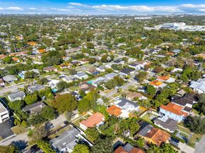 3965 SW 60th Ct, Miami FL 33155