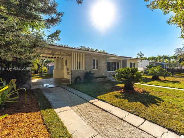 3965 SW 60th Ct, Miami FL 33155