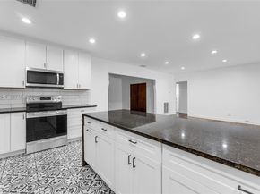 3965 SW 60th Ct, Miami FL 33155