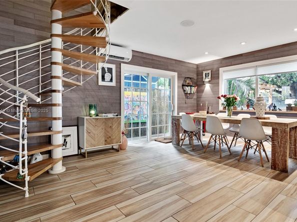 1115 Meridian Ave Townhouse, Miami Beach FL 33139