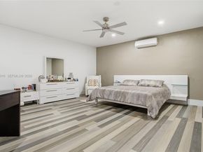 1010 SW 149th Ln, Sunrise FL 33326