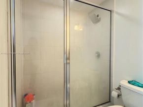 185 SW 7th St 2711, Miami FL 33130