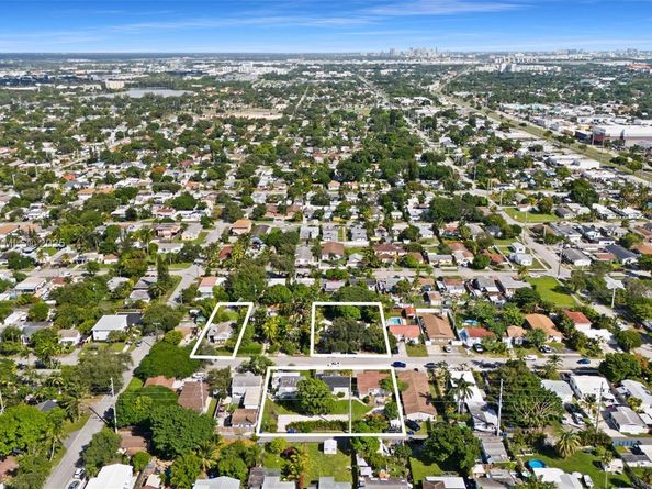 2226 Cleveland St, Hollywood FL 33020