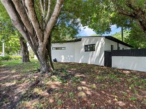 1001 NE 82nd St, Miami FL 33138