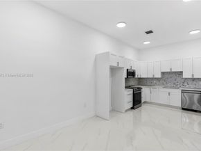 1001 NE 82nd St, Miami FL 33138